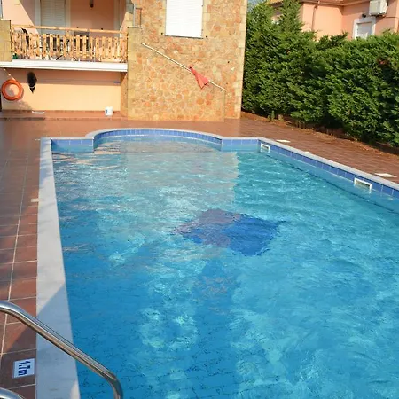 빌라 Navarone Villas